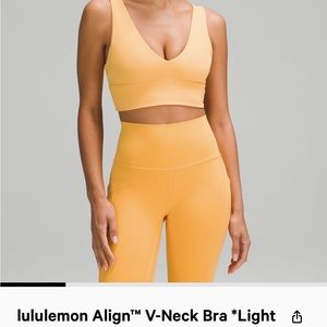 Lululemon AlignV-neck bra light support C/D cup